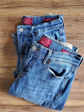 Lot Of 2 Prs Lucky Brand Jeans Sweet'n Straight Size 2/26A Low Rise Boot Cut